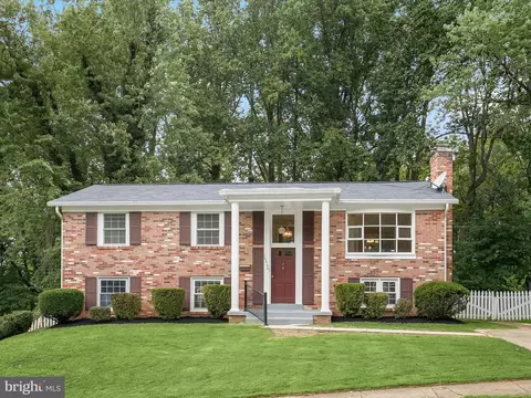 14460 Del Mar Dr, Woodbridge, VA 22193