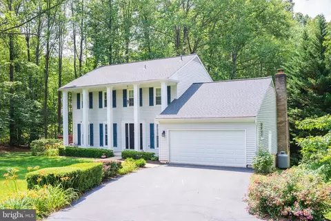 6309 Ember Ct, Manassas, VA 20112