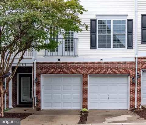 13812 Breezy Ridge Way #101, Woodbridge, VA 22191