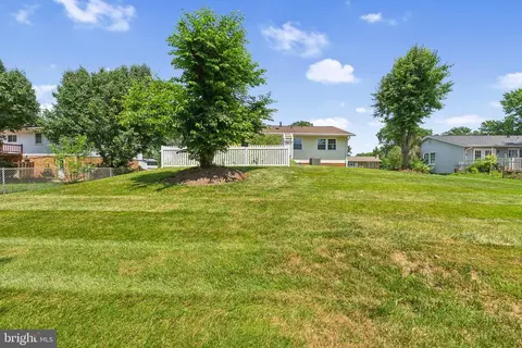 Exterior - 9715 Botsford Rd, Manassas, VA 20109 photo 6 of 6