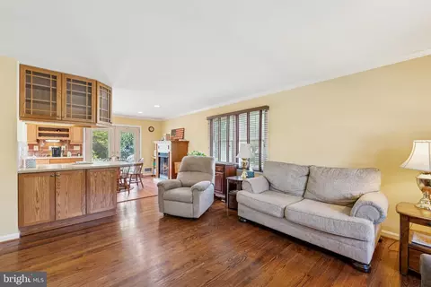 Living - 9715 Botsford Rd, Manassas, VA 20109 photo 3 of 3
