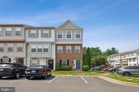 12347 Newcastle Loop, Woodbridge, VA 22192