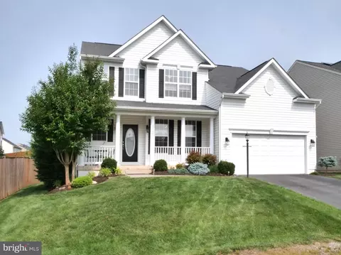 Exterior - 15152 Santander Dr, Gainesville, VA 20155 photo 3 of 17