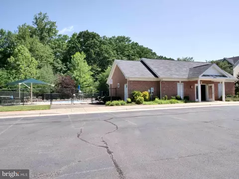 Exterior - 15152 Santander Dr, Gainesville, VA 20155 photo 17 of 17