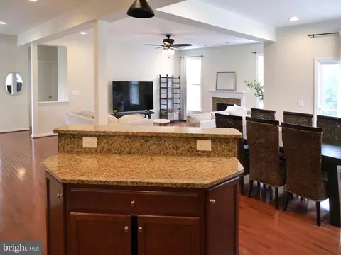 Entry Way - 15152 Santander Dr, Gainesville, VA 20155 photo 5 of 6
