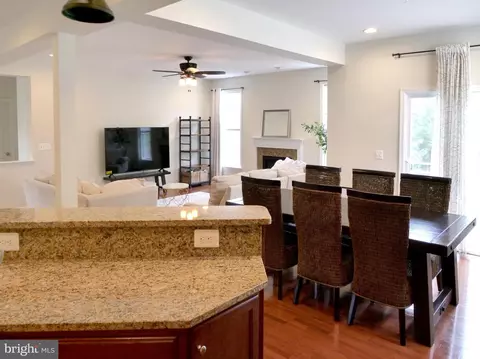 Dining - 15152 Santander Dr, Gainesville, VA 20155 photo 4 of 4