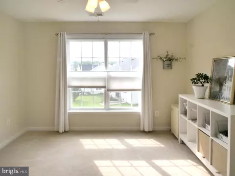 Bedroom - 15152 Santander Dr, Gainesville, VA 20155 photo 1 of 10