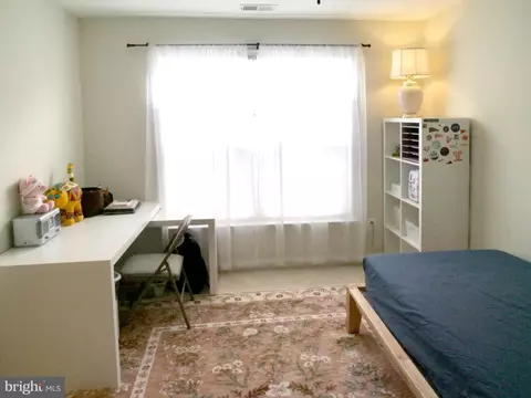 Bedroom - 15152 Santander Dr, Gainesville, VA 20155 photo 9 of 10