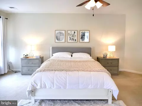 Bedroom - 15152 Santander Dr, Gainesville, VA 20155 photo 3 of 10