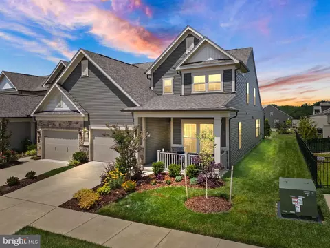 16072 Calla Lily Ln, Haymarket, VA 20169