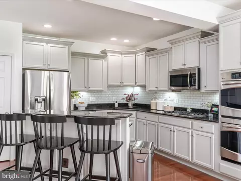 15164 Santander Dr, Gainesville, VA 20155 photo 10