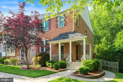 12153 Abbey Glen Ct, Woodbridge, VA 22192