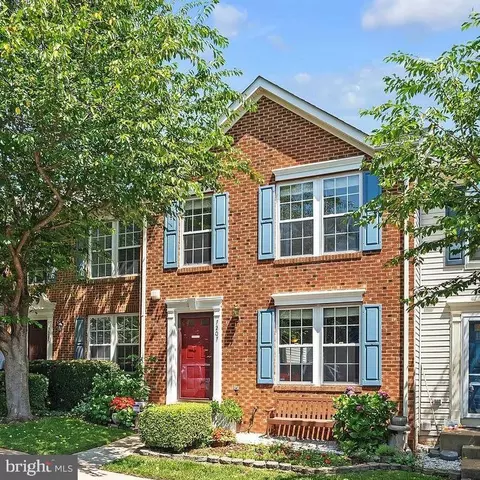 7207 Traphill Way, Gainesville, VA 20155