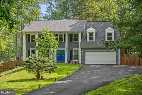 14731 Conway Dr, Manassas, VA 20112