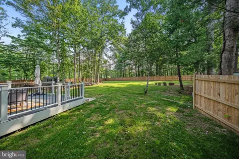 Exterior - 14731 Conway Dr, Manassas, VA 20112 photo 6 of 11