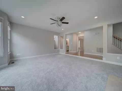Living - 8429 Link Hills Loop, Gainesville, VA 20155 photo 14 of 24