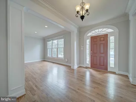 Entry Way - 8429 Link Hills Loop, Gainesville, VA 20155 photo 2 of 10