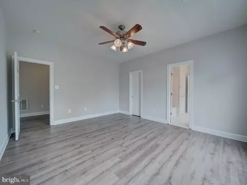 Bedroom - 8429 Link Hills Loop, Gainesville, VA 20155 photo 8 of 8