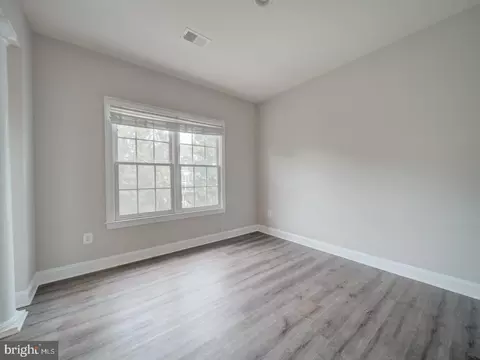 Bedroom - 8429 Link Hills Loop, Gainesville, VA 20155 photo 1 of 8
