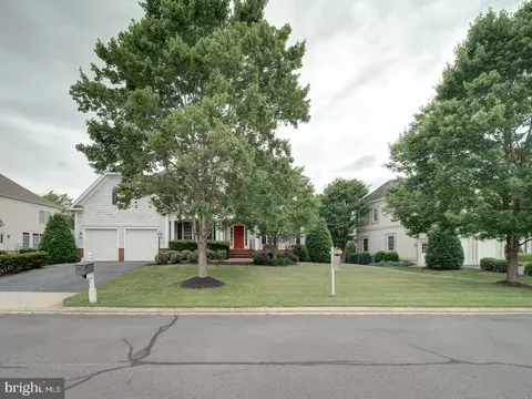 Exterior - 8429 Link Hills Loop, Gainesville, VA 20155 photo 4 of 7