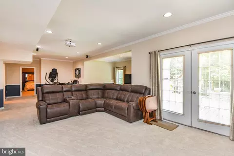 Living - 13508 Wembley Loop, Bristow, VA 20136 photo 3 of 3