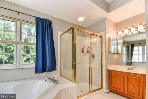 Bath - 13508 Wembley Loop, Bristow, VA 20136 photo 3 of 4