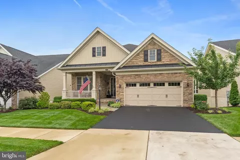 6238 Chancellorsville Dr, Gainesville, VA 20155