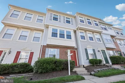 3597 Sherbrooke Cir, Woodbridge, VA 22192