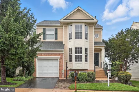 14387 Newbern Loop, Gainesville, VA 20155
