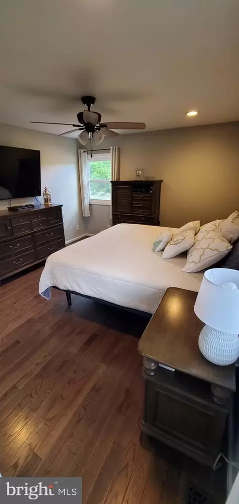 Bedroom - 6025 Turner Rd, Broad Run, VA 20137 photo 1 of 2