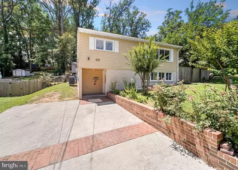 1615 Horner Rd, Woodbridge, VA 22191