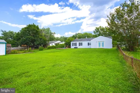 Exterior - 7526 Albemarle Dr, Manassas, VA 20111 photo 10 of 10