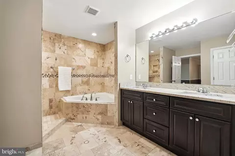 7491 Slagle Ln, Manassas, VA 20111 photo 36