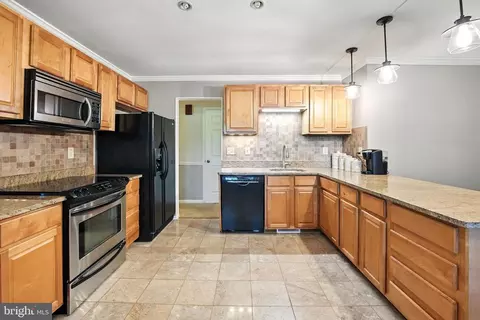 7491 Slagle Ln, Manassas, VA 20111 photo 15