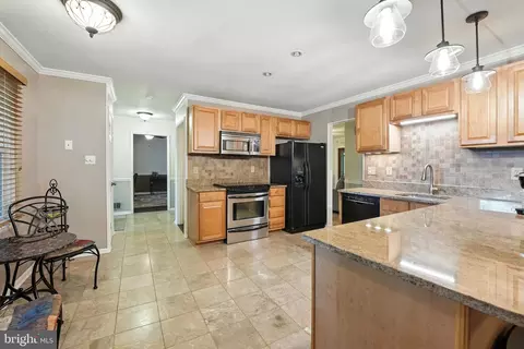 7491 Slagle Ln, Manassas, VA 20111 photo 13
