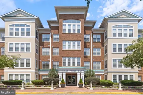 440 Belmont Bay Dr #116, Woodbridge, VA 22191