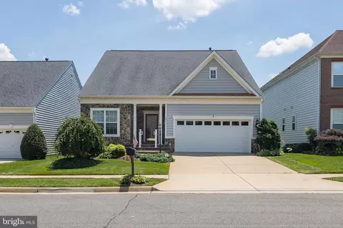 6037 Calumet Ct, Gainesville, VA 20155