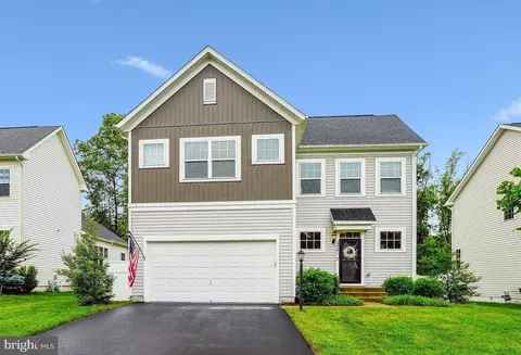 12141 Aster Rd, Bristow, VA 20136