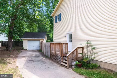 3796 Benson Ct, Dumfries, VA 22025 photo 3