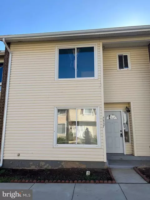 7537 Purdue Ct, Manassas, VA 20109 photo 1