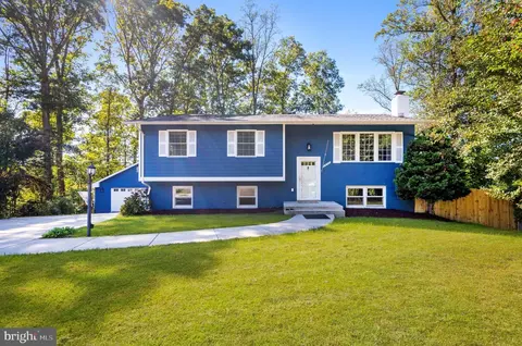 2656 Falmouth Ct, Woodbridge, VA 22192