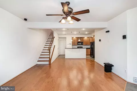 2509 Eastbourne Dr, Woodbridge, VA 22191