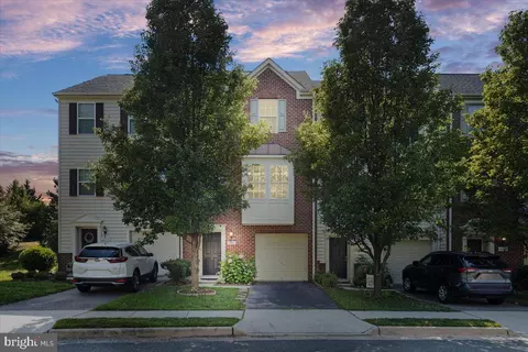 12749 Stone Lined Cir, Woodbridge, VA 22192
