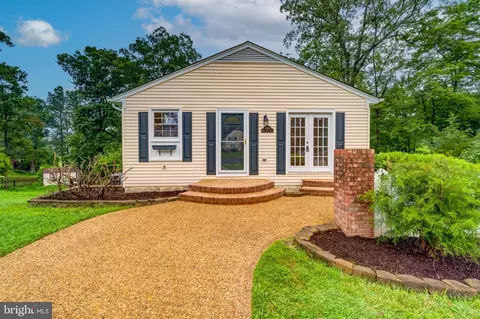 11993 Brice House Ct, Woodbridge, VA 22192