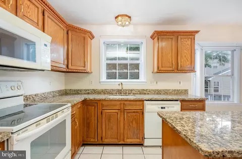 10402 Labrador Loop, Manassas, VA 20112 photo 8