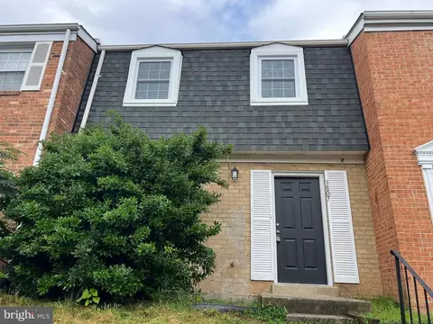 3807 Port Hope Pt, Triangle, VA 22172