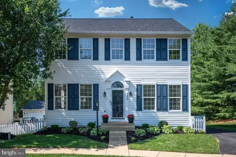 Exterior - 9860 Airedale Ct, Bristow, VA 20136 photo 15 of 15
