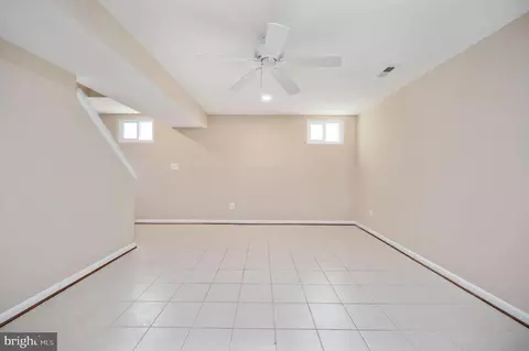 Living - 9860 Airedale Ct, Bristow, VA 20136 photo 5 of 6