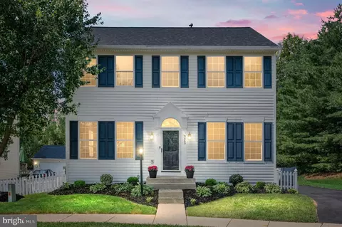 9860 Airedale Ct, Bristow, VA 20136