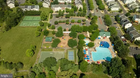 View/Area - 9860 Airedale Ct, Bristow, VA 20136 photo 14 of 22